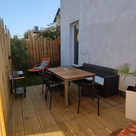 Nowy Z Jacuzzi 펜션